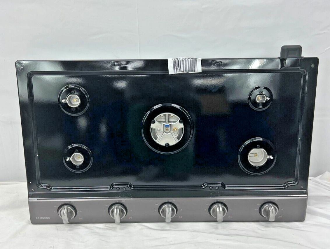 Samsung NA36N7755TG 36" Built-In Gas Cooktop w/ WiFi & Dual Power Brass Burner