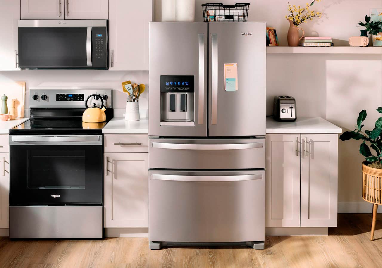 Whirlpool WRMF3636RZ 24.5 Cu. Ft 36" French Door Bottom-Freezer Refrigerator - Image 8