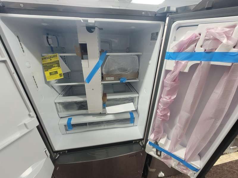 GE GFE28GYNFS 27.7 Cu. Ft French Door ENERGY STAR Stainless Steel - Assessment Photo 10