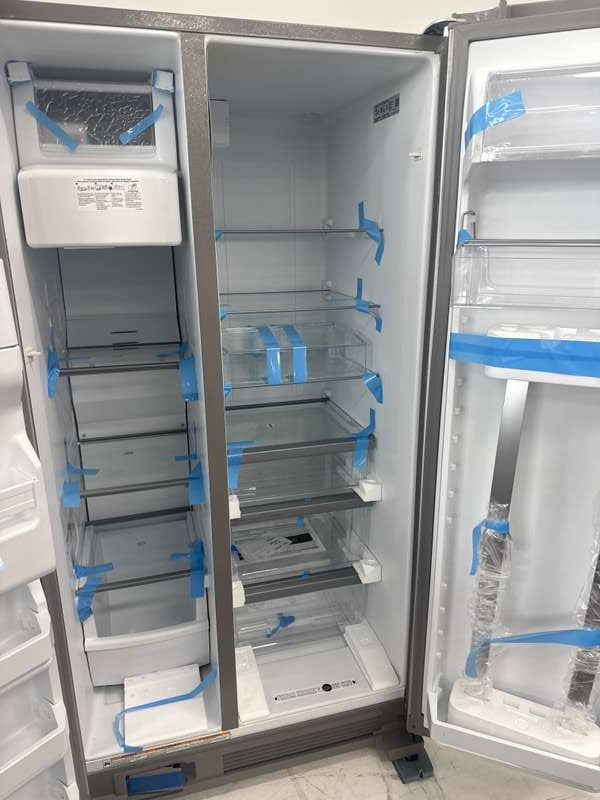 Whirlpool WRS325SDHZ 24.6 Cu. Ft 36" Side-by-Side Refrigerator, Stainless Steel - Assessment Photo 11