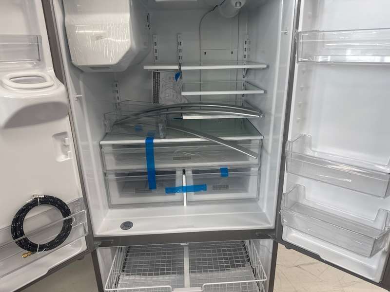 Whirlpool WRFF3436RZ 24.7 Cu. Ft 36" French Door Refrigerator, ENERGY STAR - Assessment Photo 12