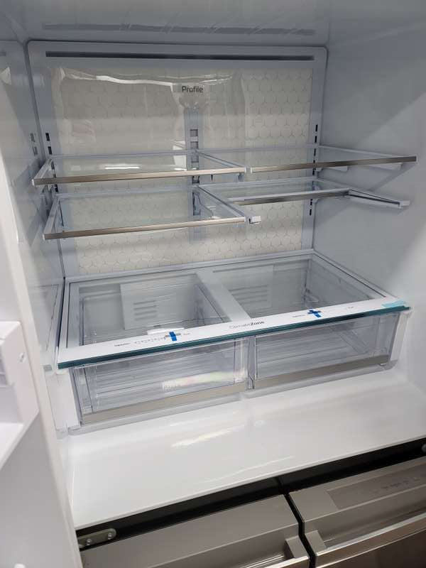 GE Profile PAD28BYTFS 28 Cu. Ft Refrigerator French Door Smart ENERGY STAR - Assessment Photo 12