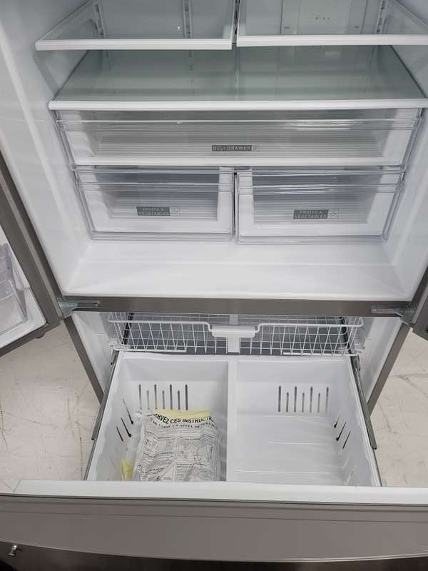 Whirlpool WRFF3436RZ 24.7 Cu. Ft 36" French Door Refrigerator, ENERGY STAR - Assessment Photo 14