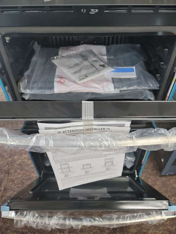 GE Profile PTD7000SNSS 30" Oven BuiltIn Smart Convection Stainless Steel - Assessment Photo 5