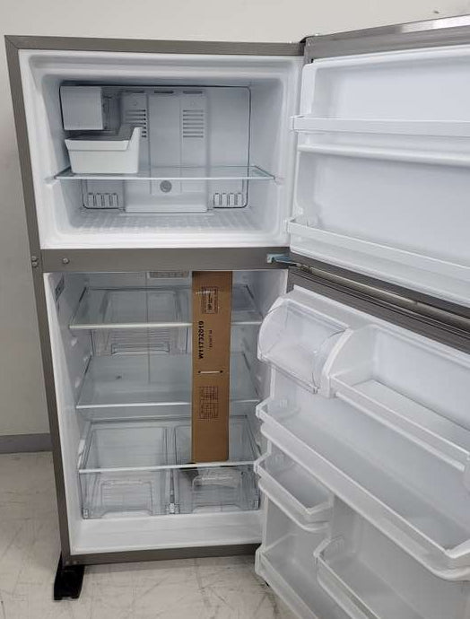 Whirlpool WRT318FMDM 18 Cu. Ft. 30" Top-Freezer Refrigerator, Stainless Steel - Assessment Photo 7