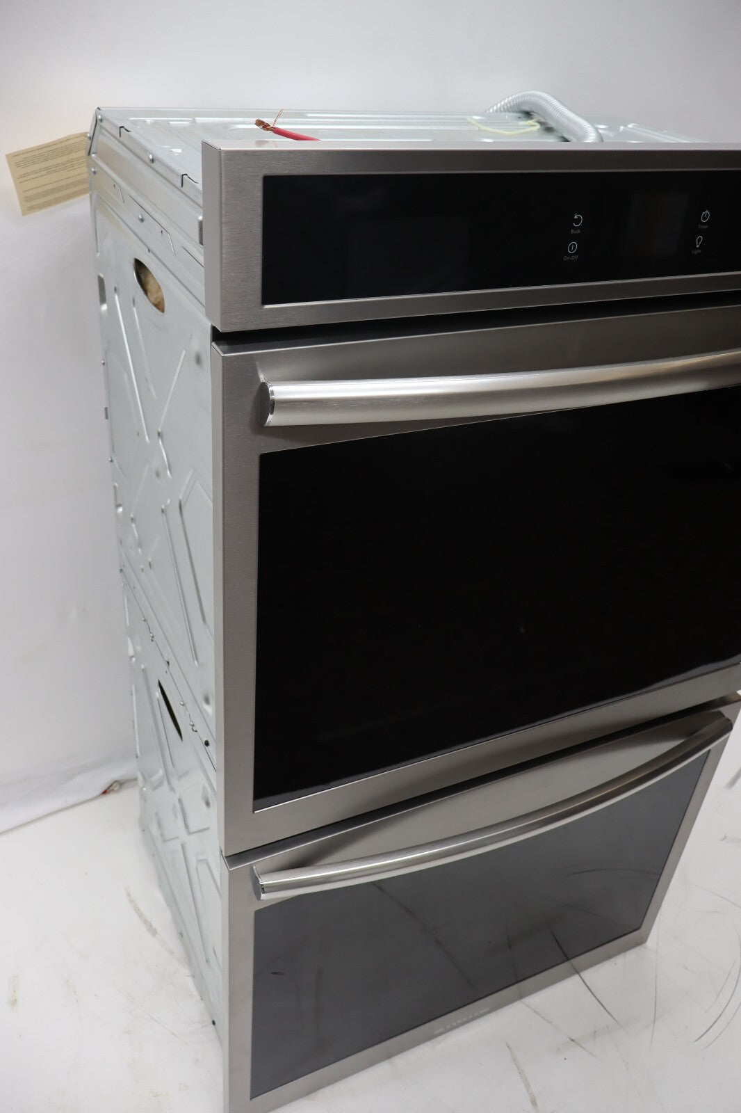 Frigidaire GCWD3067AF 30" Built-in Electric Double Wall Oven w/ Total Convection