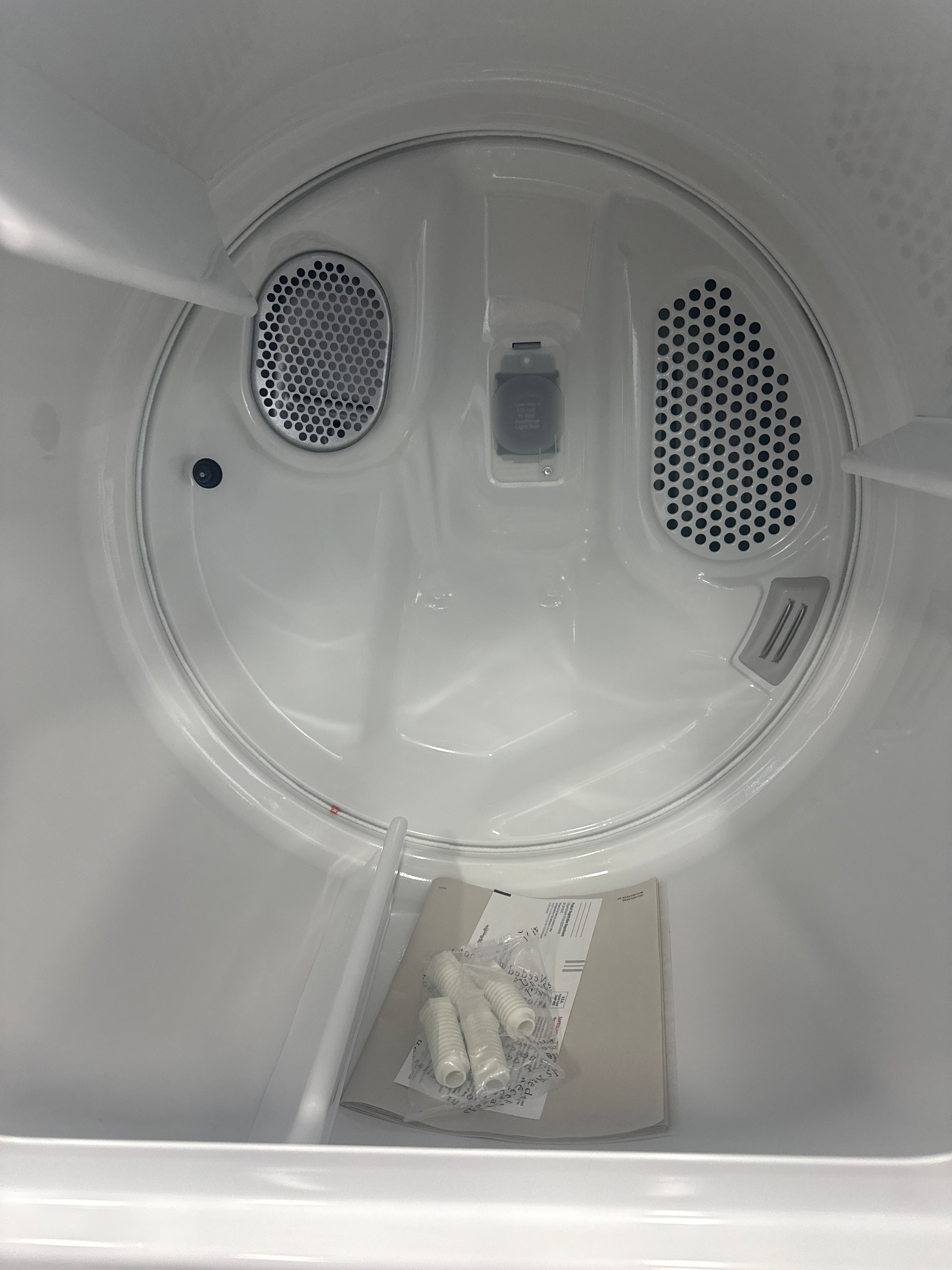 Maytag MGD5430MW 7.0 Cu. Ft Gas Dryer Steam ENERGY STAR White