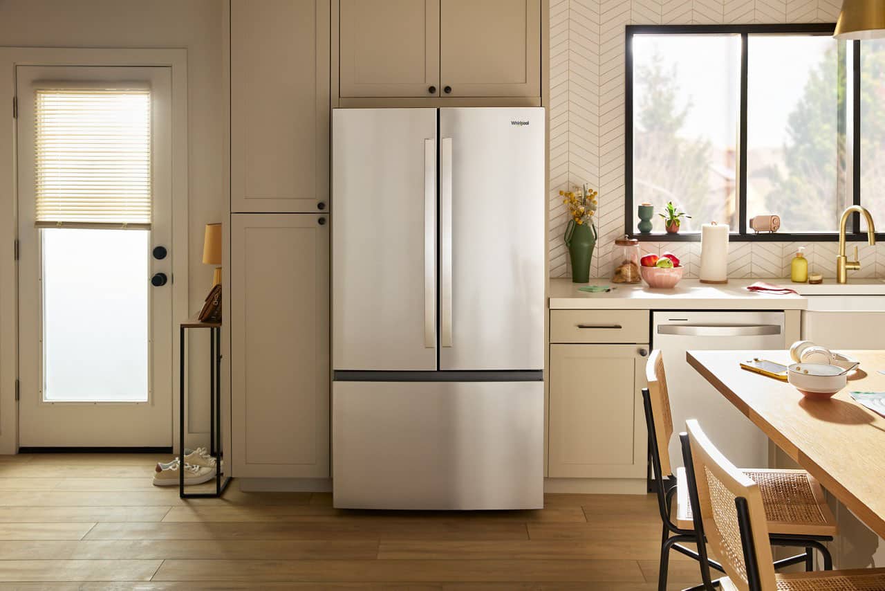 Whirlpool WRFF3136SZ 31 Cu. Ft Refrigerator French Door Built-In - Image 7