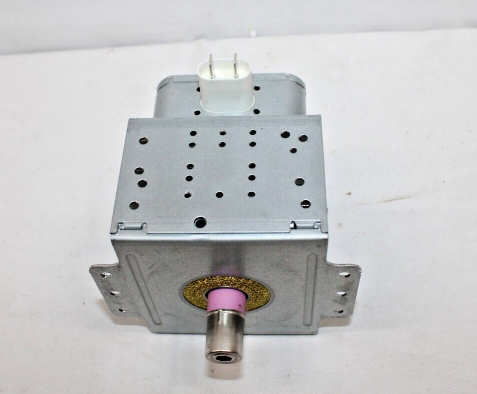 OEM Bosch Microwave Magnetron Part# 10001590 for HMV8053U 800 Series