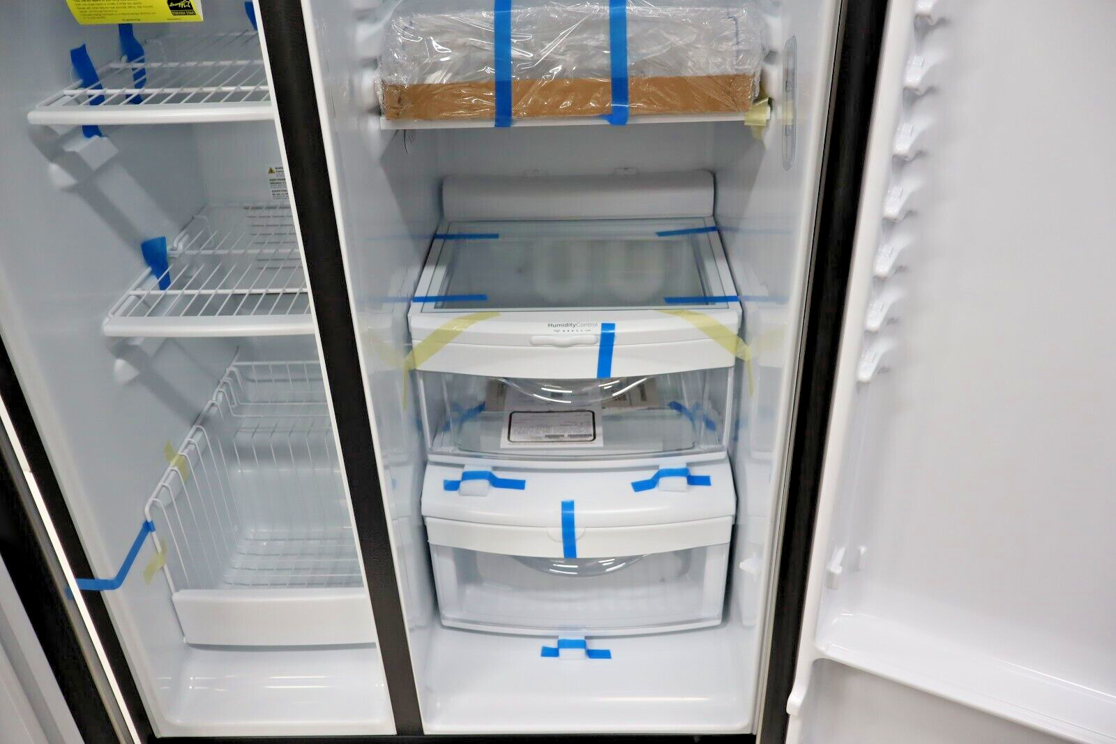 GE GSE25GYPFS 25.3 Cu. Ft. Side-by-Side Refrigerator w/ Ice & Water Dispenser SS