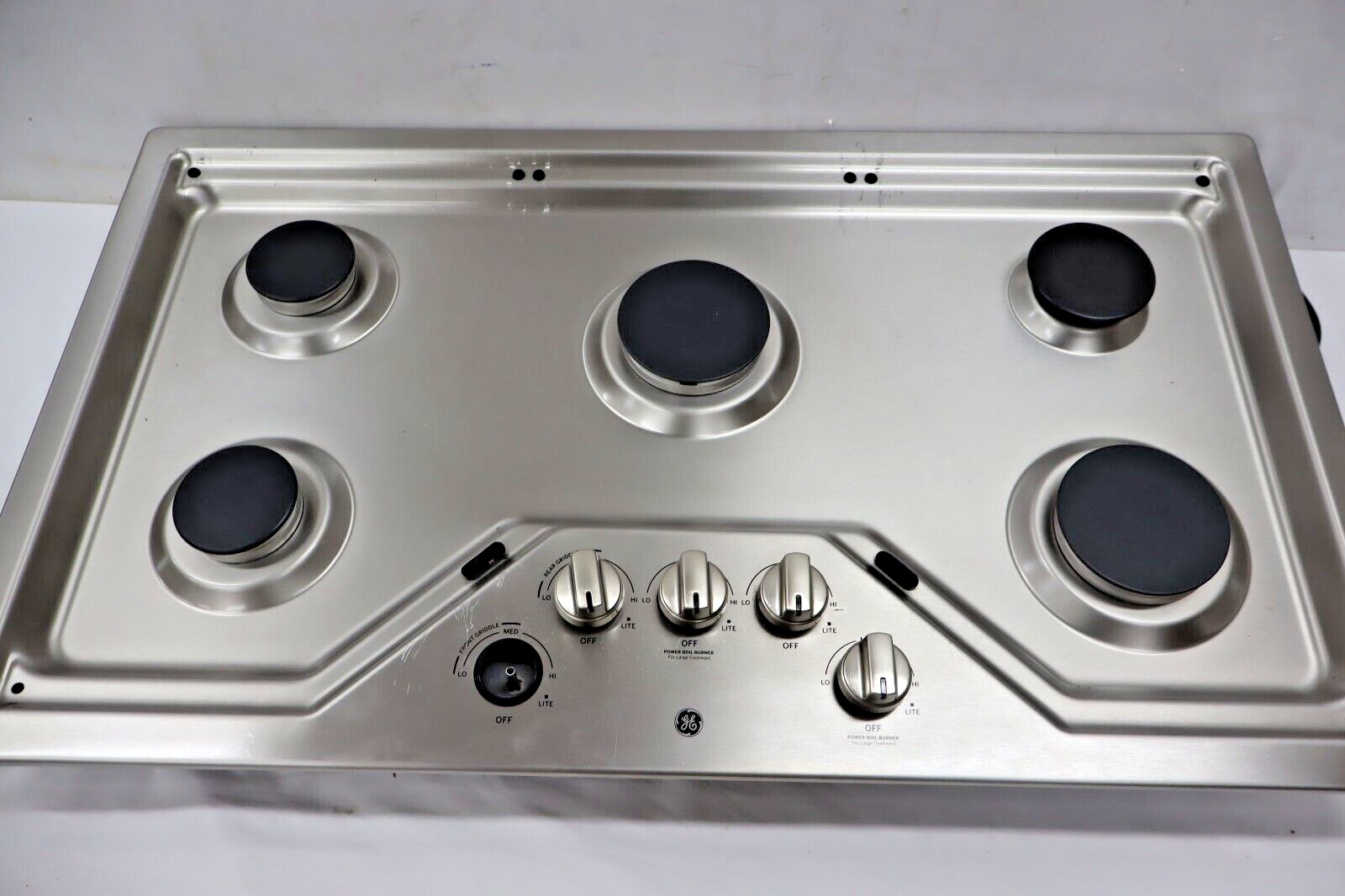 GE JGP5036SLSS 36" Built-In Gas Cooktop in Stainless Steel