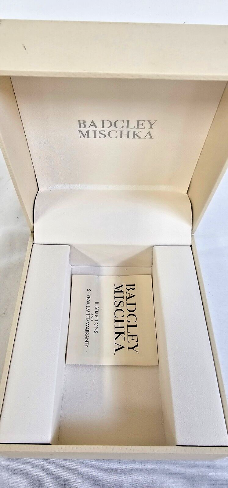 New Badgley Mischka Gold Tone MOP Bracelet Watch Swarovski Crystal BA/1390GMGB