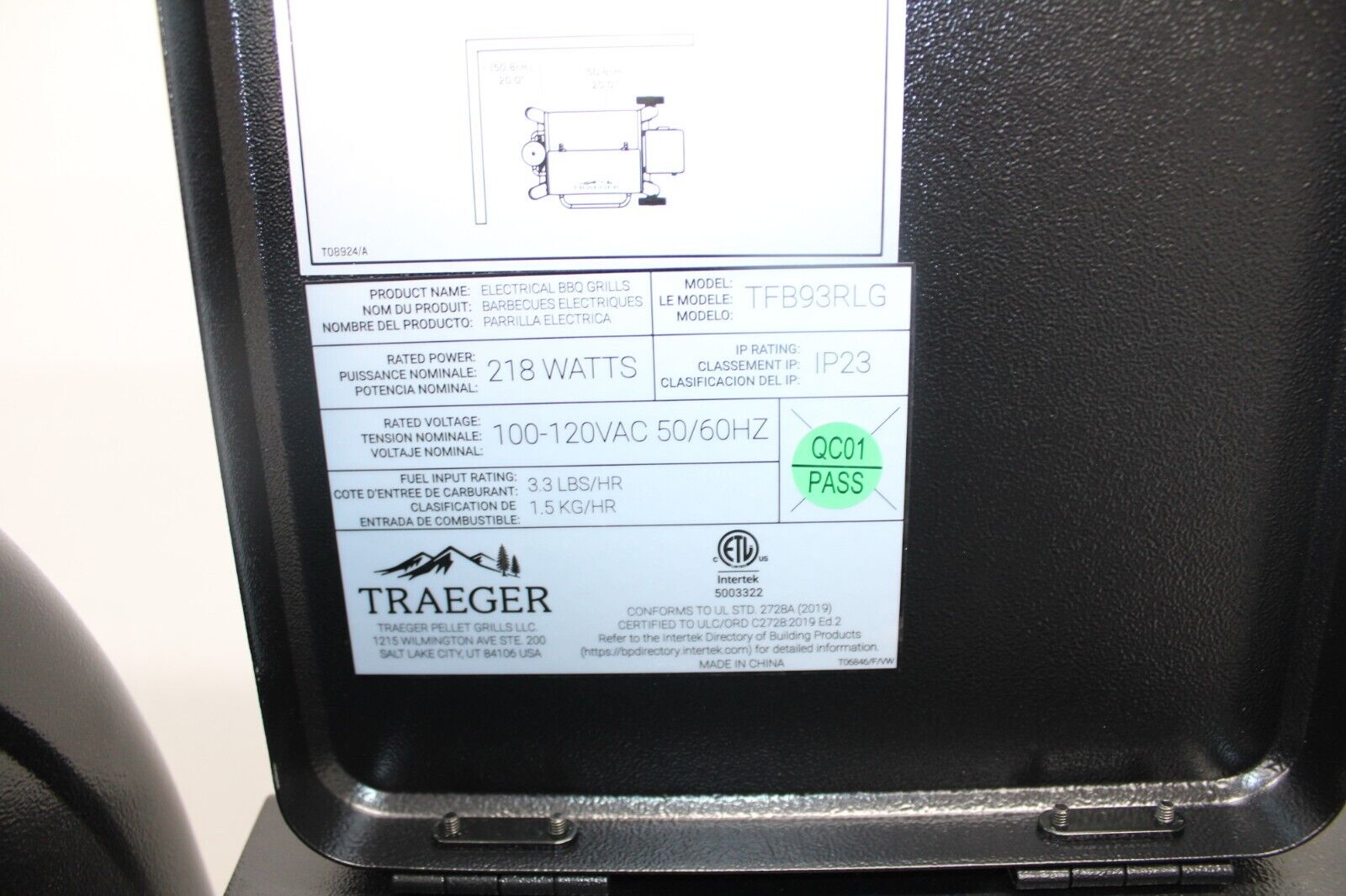 Traeger Grills TFB93RLG - IRONWOOD XL Wood Pellet Outdoor Grill- Black