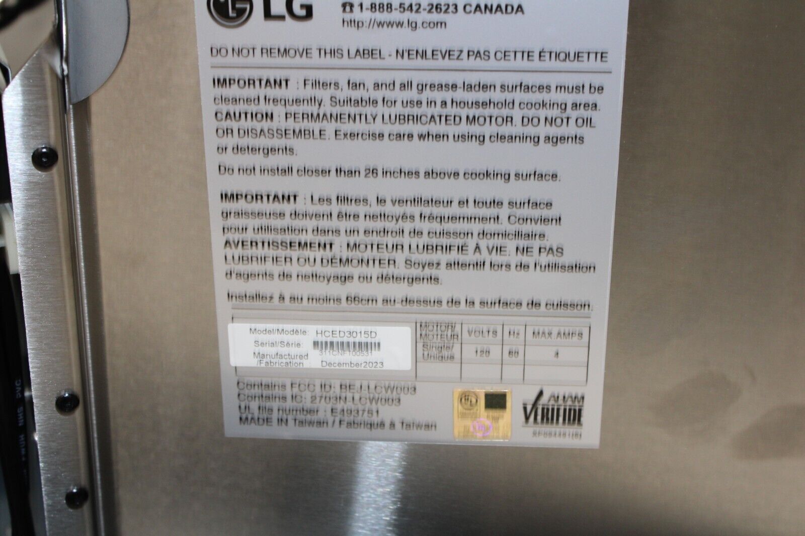 LG 30" Convertible Wall Mount Chimney Range Hood w/ 5 Speed 600 CFM, HCED3015D