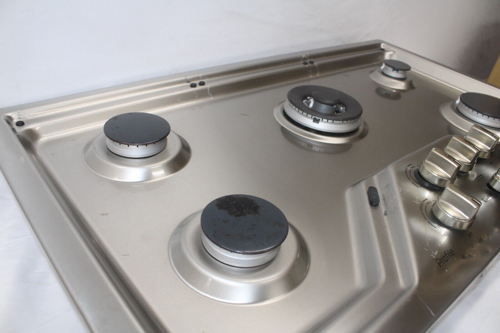 GE Profile PGP9036SLSS 36" Built-In Gas Cooktop in Stainless Steel