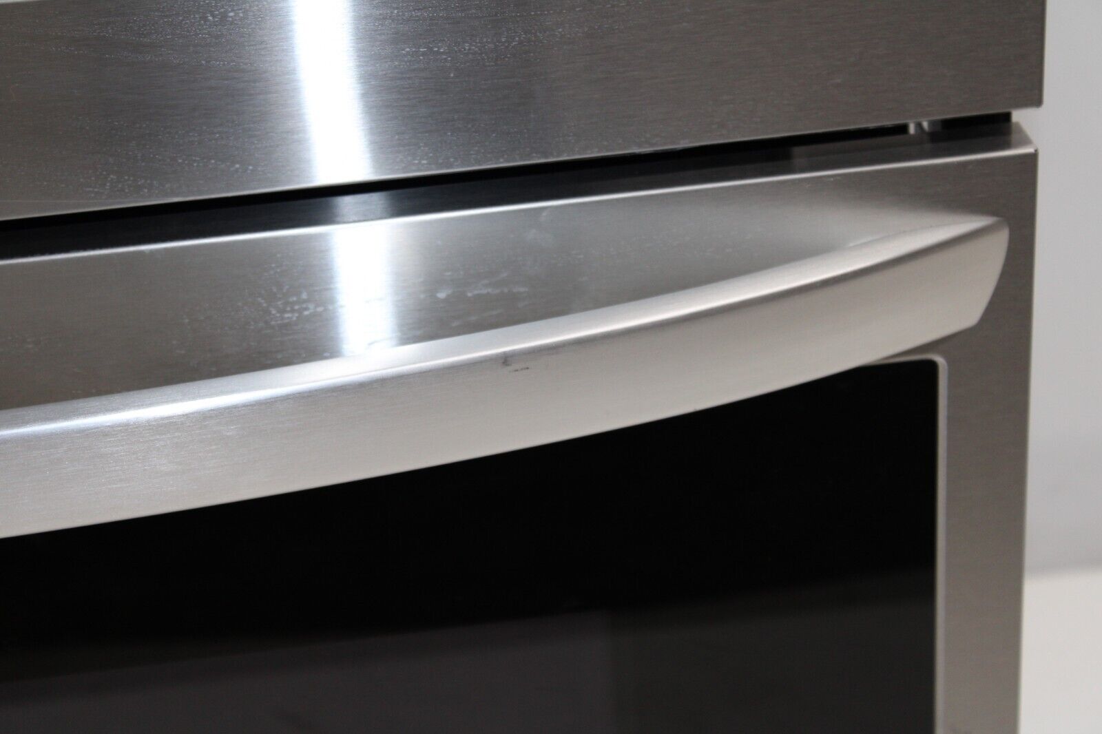 LG WCEP6423F - 30" Smart Built-In Electric Convection Wall Oven w/ Microwave