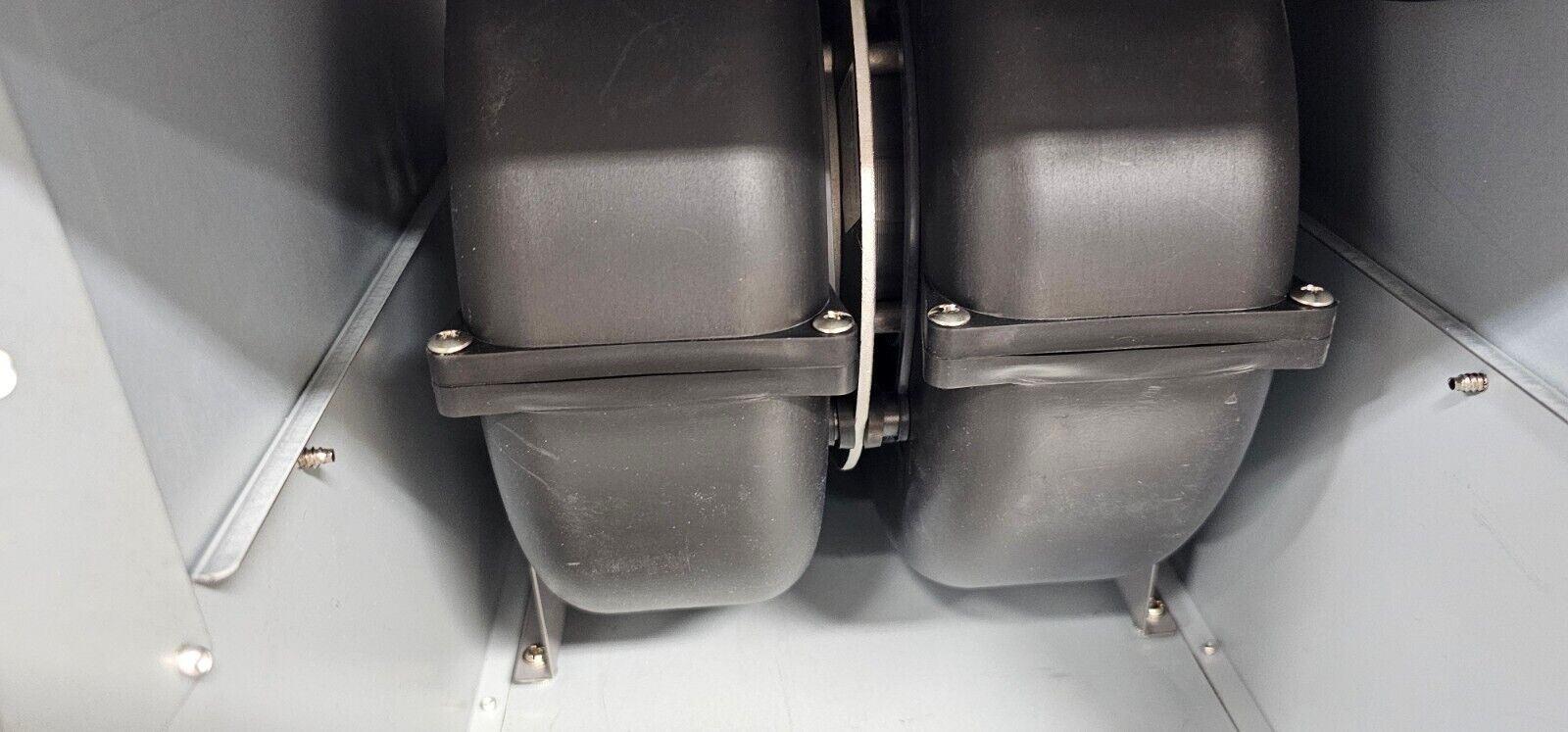 Zephyr Anzio 30" 600 CFM Wall Mount Range Hood w/ LED light Stainless ZAN-E30CBS