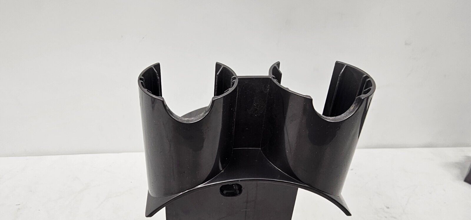 Genuine Dyson V8 Animal Plus Vacuum Wall Mount