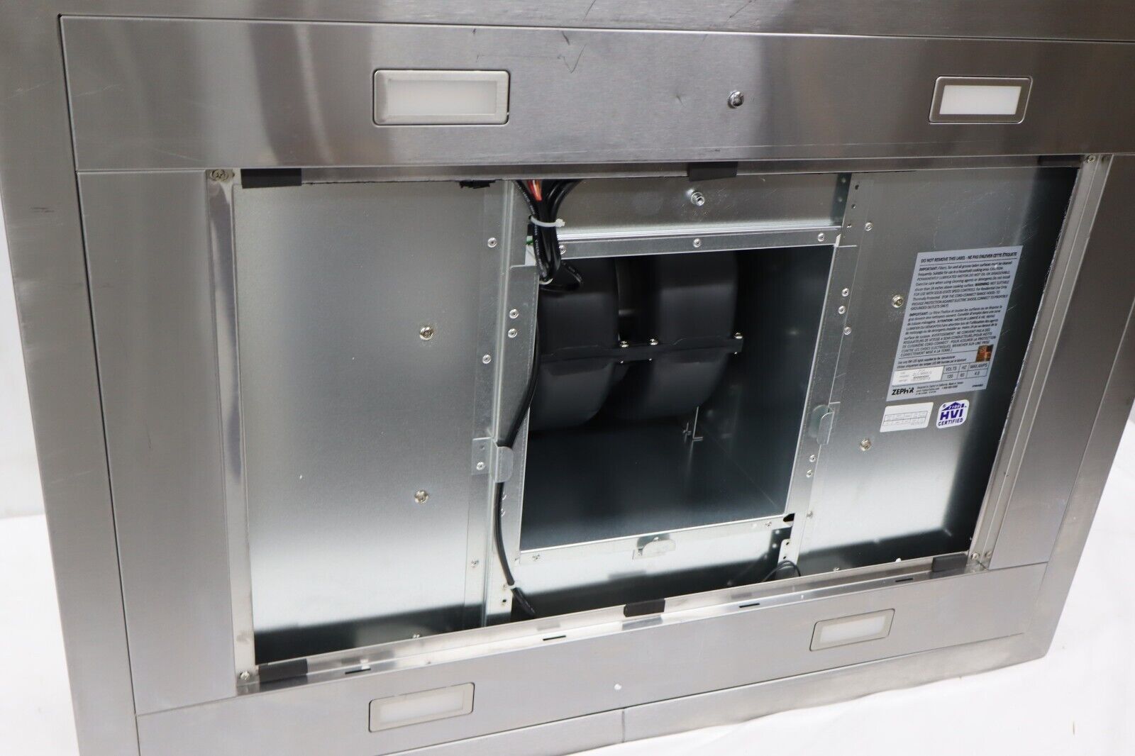 Zephyr ZLC-M90CS Luce 36" 600 CFM Island Mount Range Hood in Stainless Steel