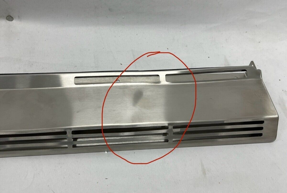 Bosch HGZBS301 4" Low Back for Bosch HGI804UC & HDI8054U Slide-In Ranges in SS