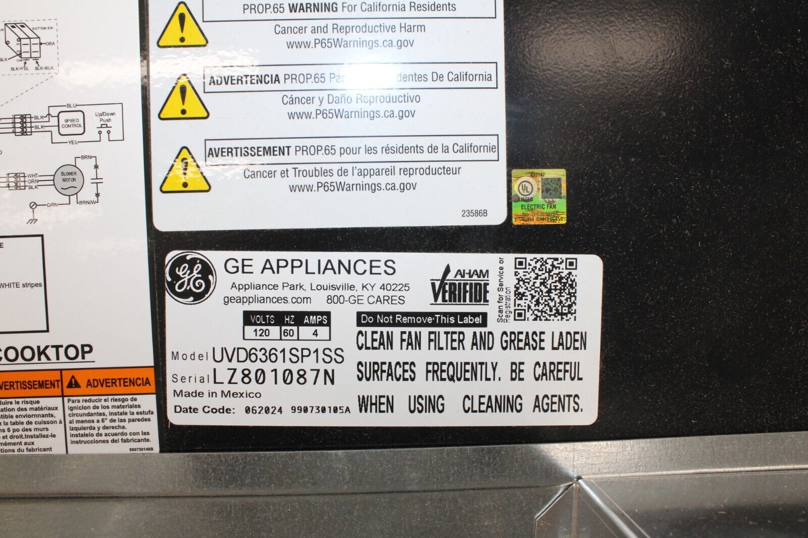 GE Universal 36" Telescopic Downdraft Ventilation System w/ 500 CFM, UVD6361SPSS