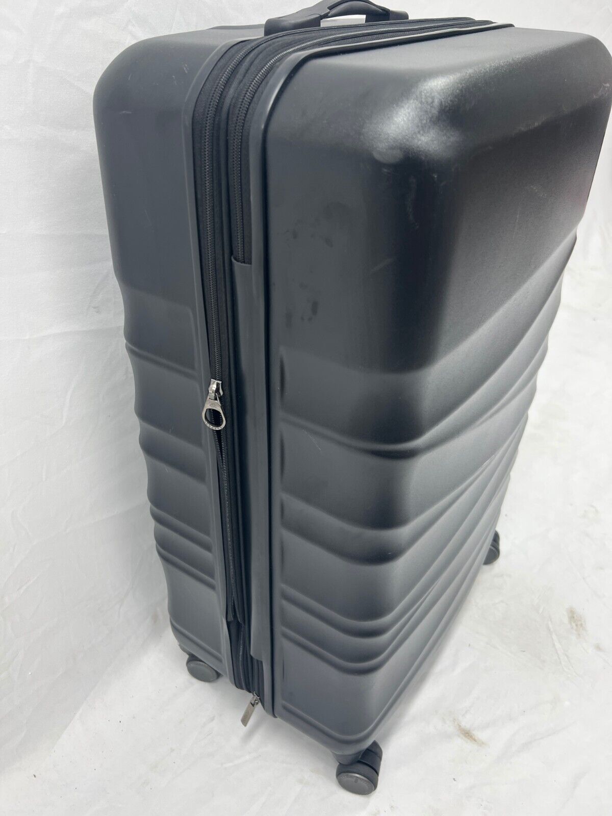 American Tourister Tranquil Hardside 3-Piece 28" 24" 20" Luggage Set in Black