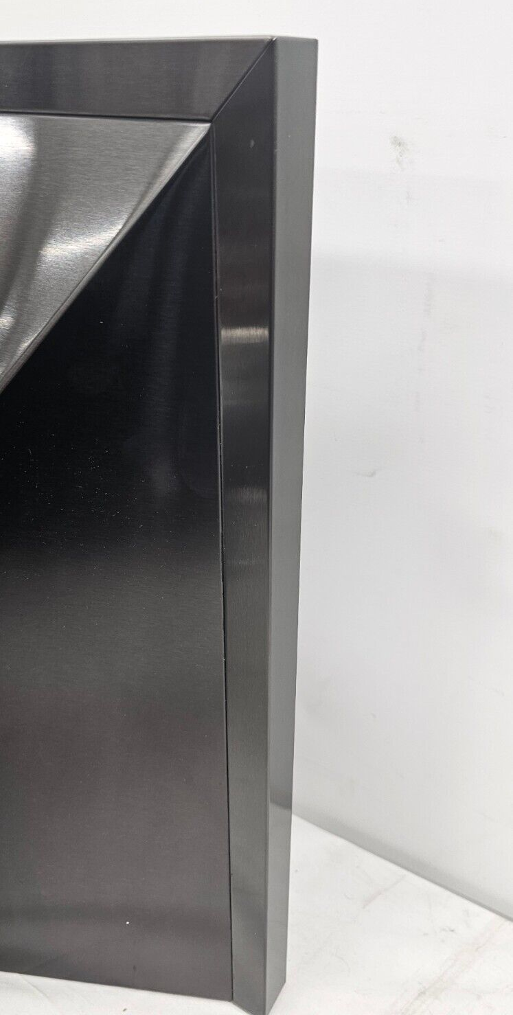 Zephyr Anzio 30" 600 CFM Wall Mount Range Hood w/ LED light Black SS ZAN-E30CBS