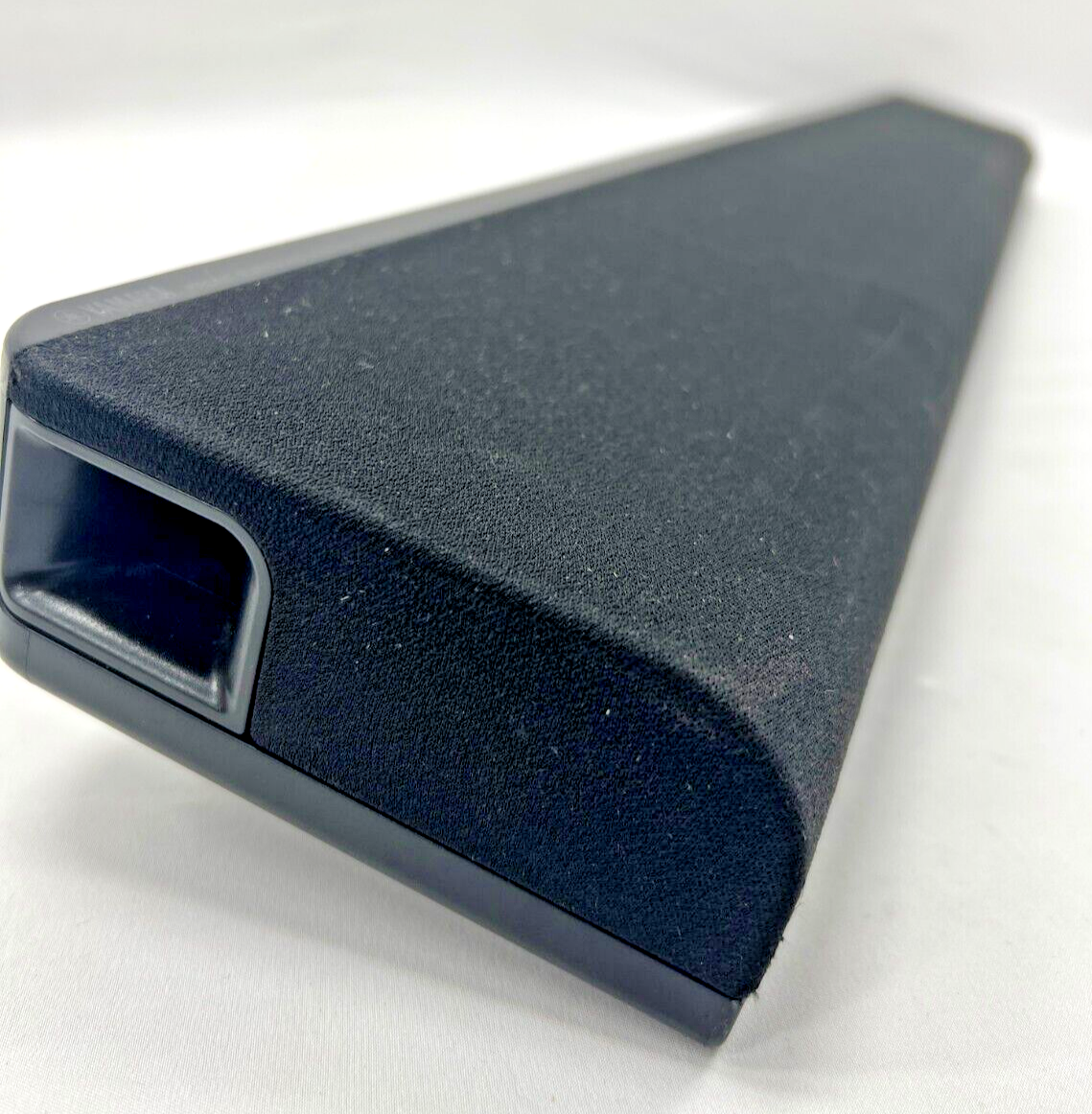 Yamaha ATS-1050 Bluetooth Soundbar w/ Dual Built-In Subwoofers, Ultra Slim