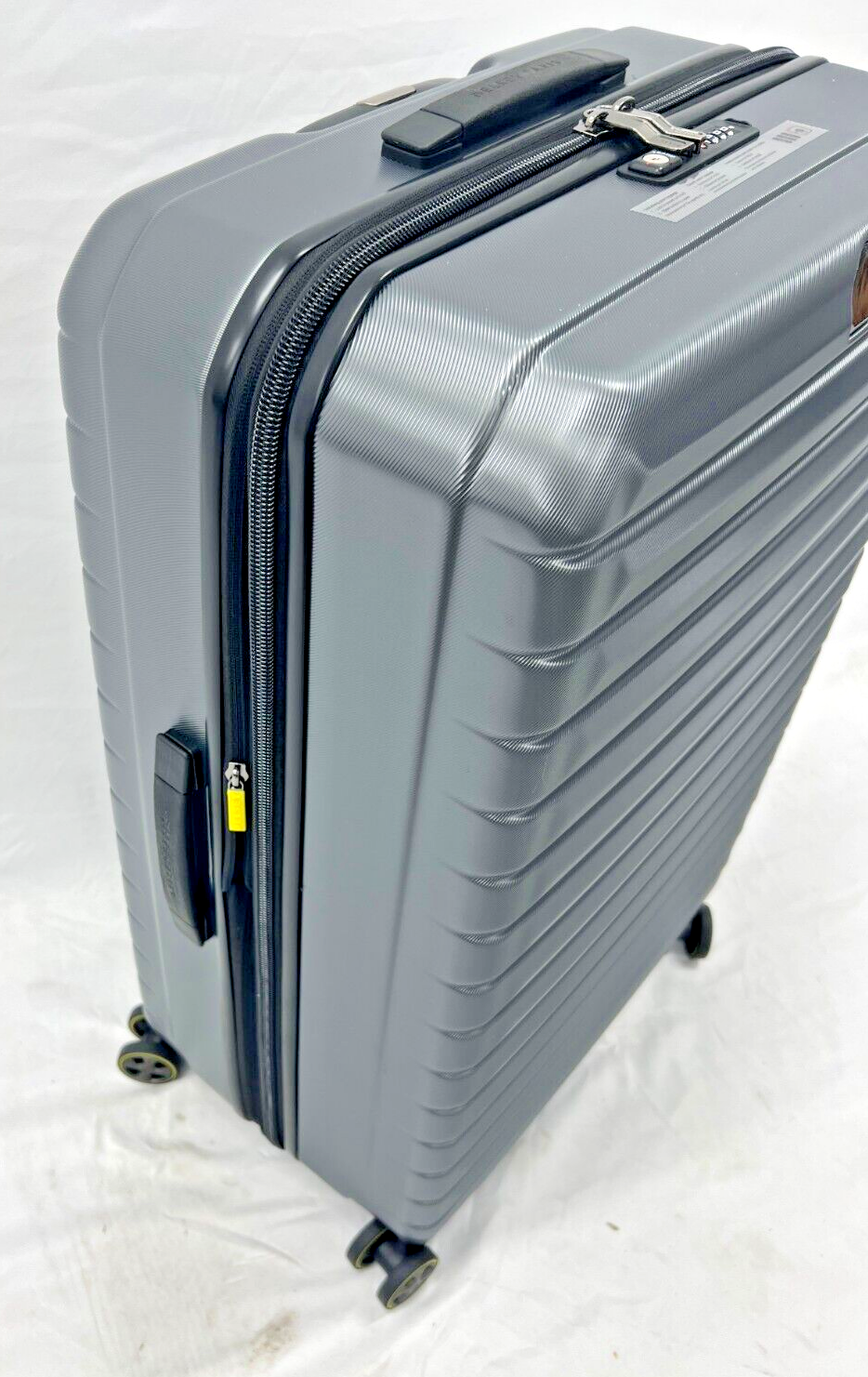 Delsey Paris 1946 Helium Edge 2-Piece 30" & 22" TSA-Accepted Luggage Set, Gray