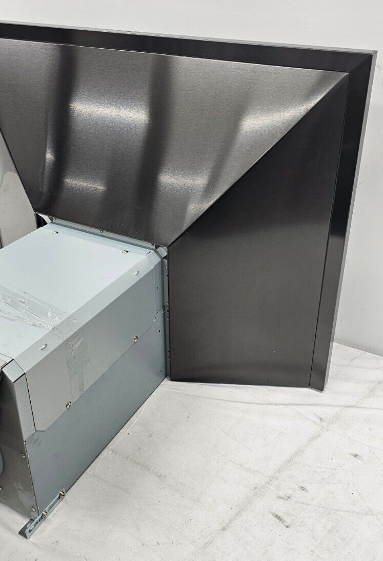 Zephyr Anzio 30" 600 CFM Wall Mount Range Hood w/ LED light Black SS ZAN-E30CBS