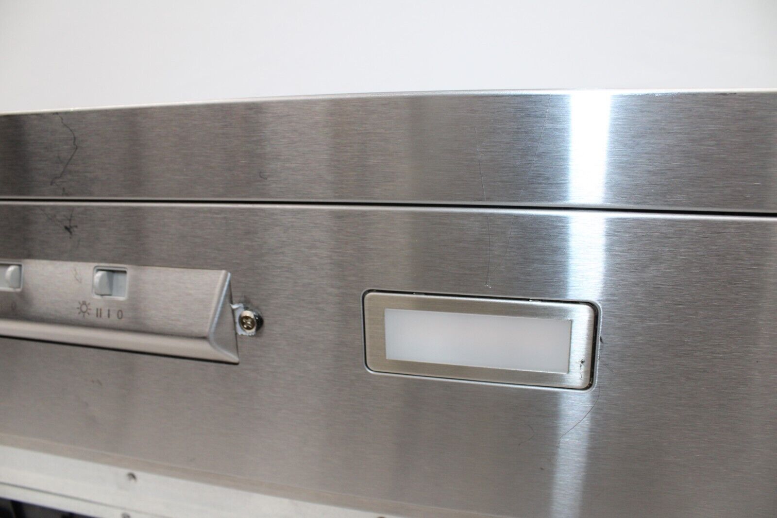 Zephyr Gust AK7100BS-BF 30" 400 CFM Under Cabinet Range Hood, Convertible in SS