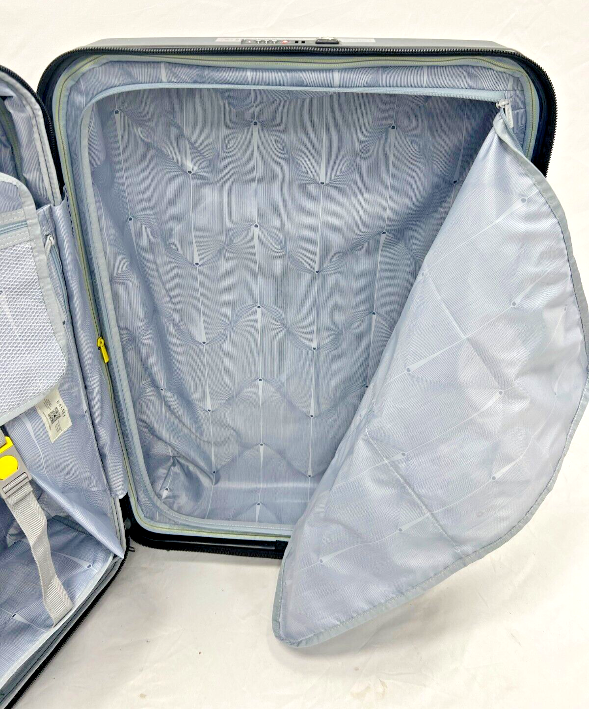 Delsey Paris 1946 Helium Edge 2-Piece 30" & 22" TSA-Accepted Luggage Set, Gray