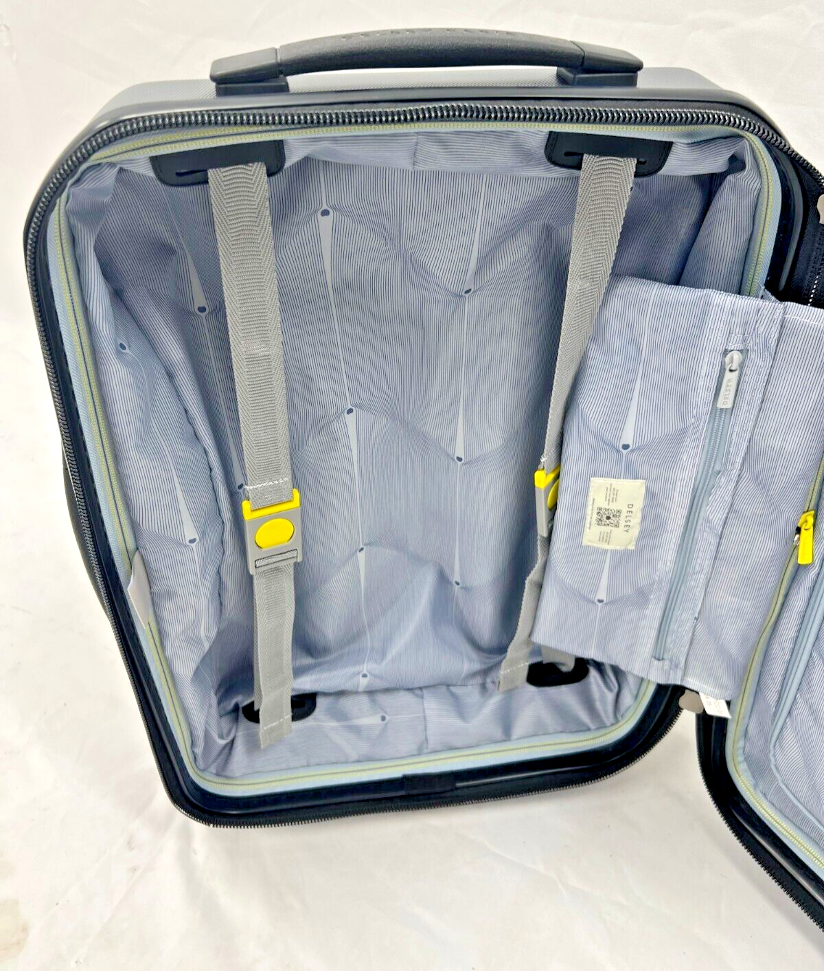 Delsey Paris 1946 Helium Edge 2-Piece 30" & 22" TSA-Accepted Luggage Set, Gray