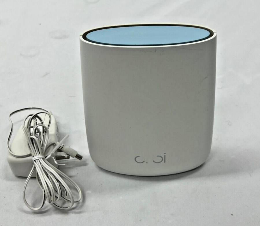 NETGEAR Orbi AC2200 RBR20 Tri-Band Mesh Router & Charging Cable