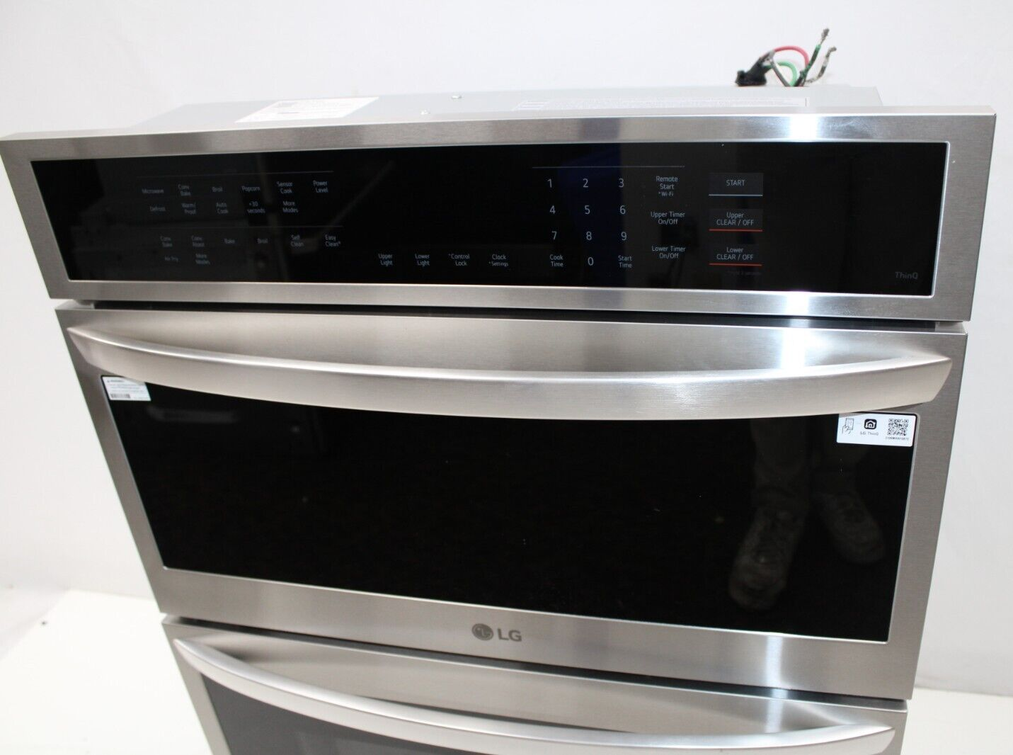 LG WCEP6423F - 30" Smart Built-In Electric Convection Wall Oven w/ Microwave