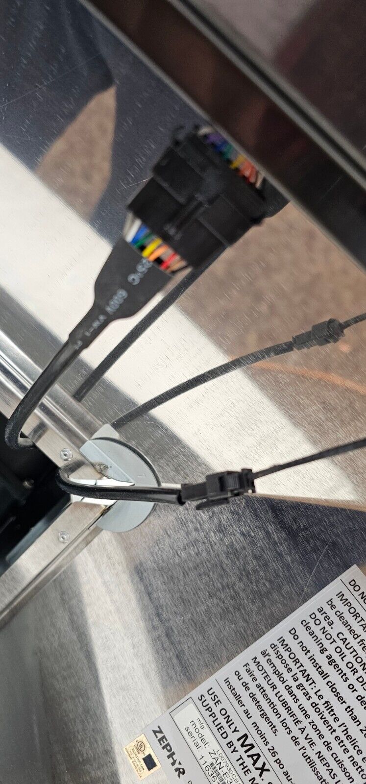 Zephyr Anzio 30" 600 CFM Wall Mount Range Hood w/ LED light Stainless ZAN-E30CBS