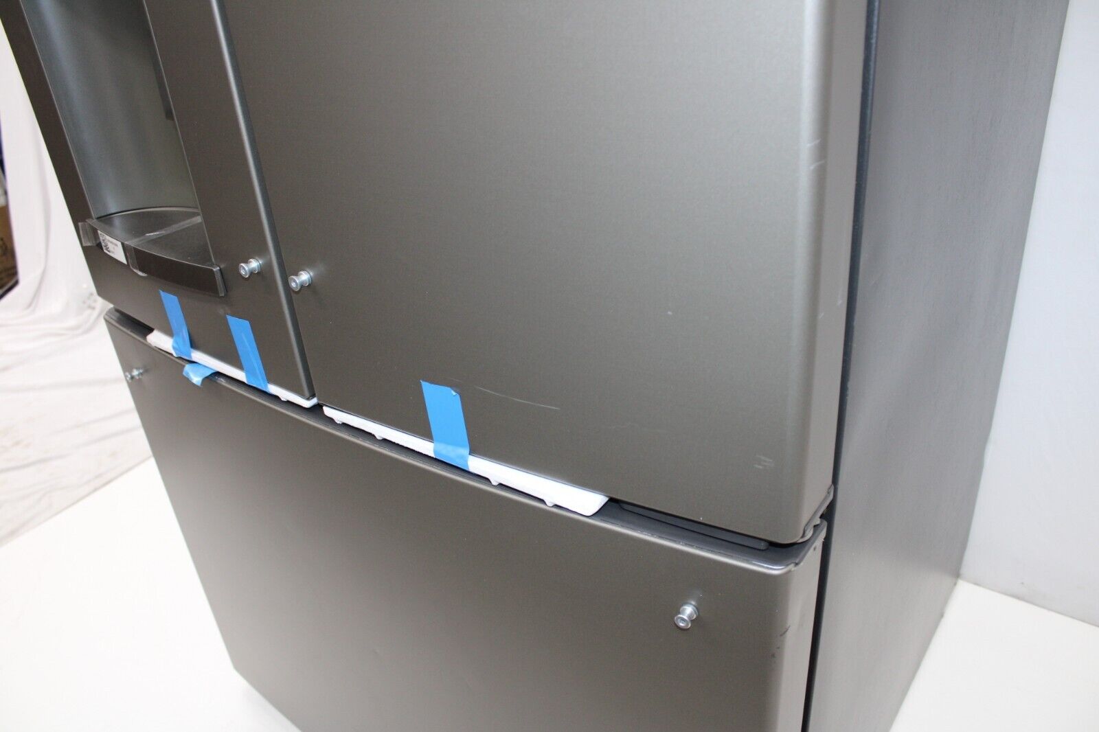 GE GFE28GMKES 27.7 Cu. Ft. French Door Refrigerator w/ Turbo Cool in Slate