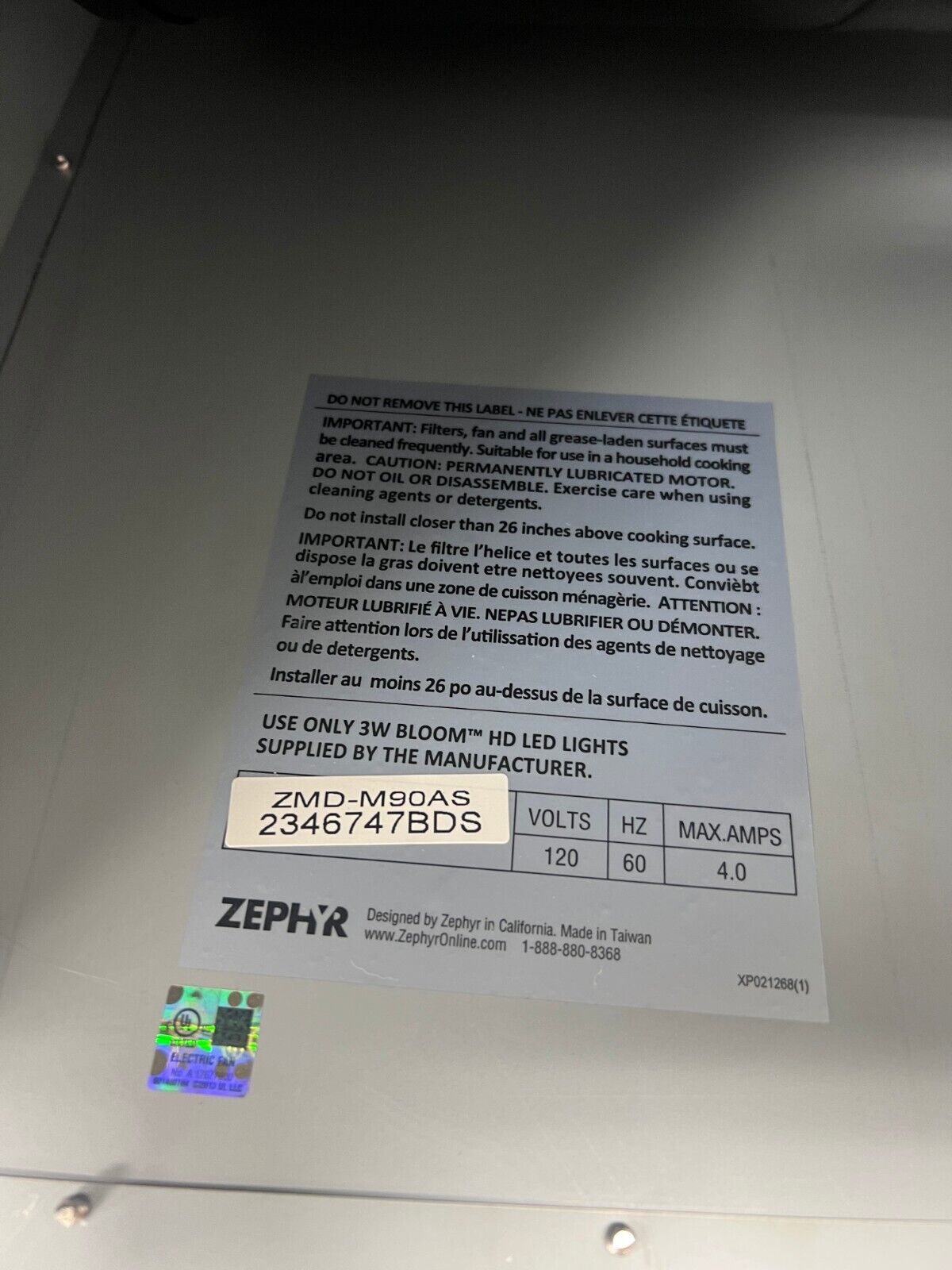 Zephyr Modena 36" 600 CFM Island Mount Range Hood w/ LED Light SS, ZMD-M90AS