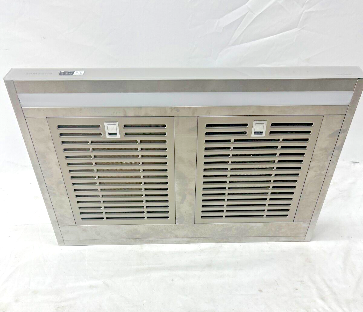 New Samsung BESPOKE NK30CB600WCGAA 29" Convertible Wall Chimney Range Hood, Gray
