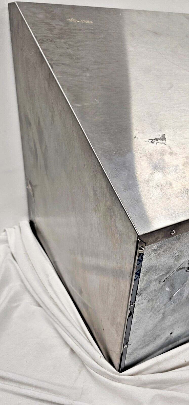 GE Profile UVW93642PSS 36" Convertible Commercial Style Wall-Mount Range Hood SS