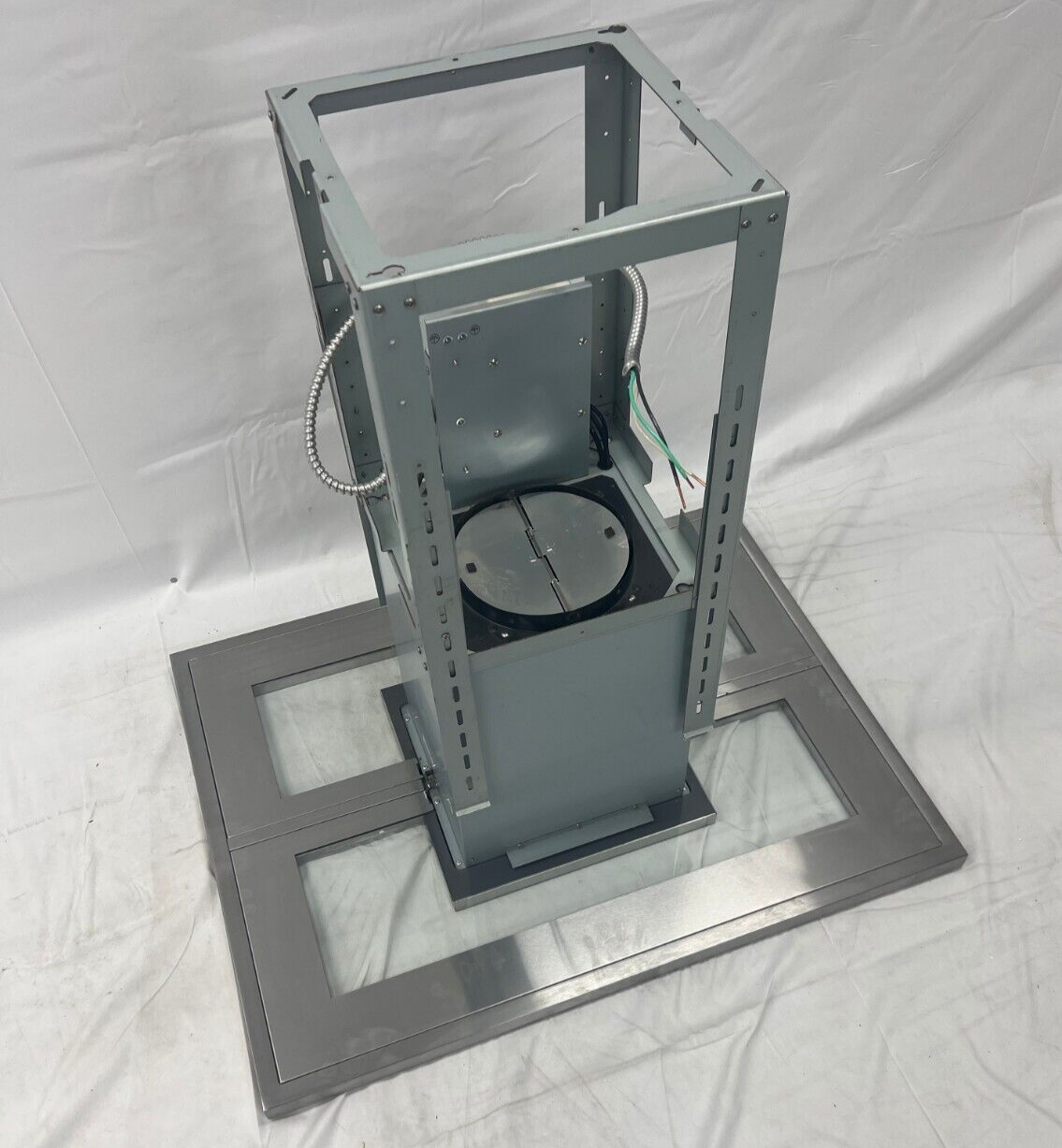 Zephyr Modena 36" 600 CFM Island Mount Range Hood w/ LED Light SS - ZMD-M90AS