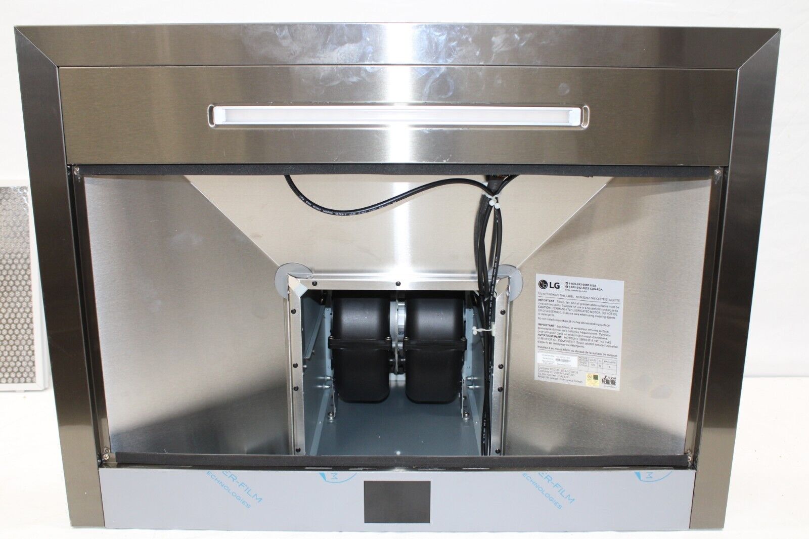 LG 30" Convertible Wall Mount Chimney Range Hood w/ 5 Speed 600 CFM, HCED3015D