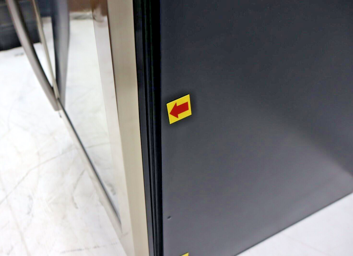 Samsung RW51TS338SR/AA - 51-Bottle Capacity 5.1 Cu. Ft. Wine Cooler in SS