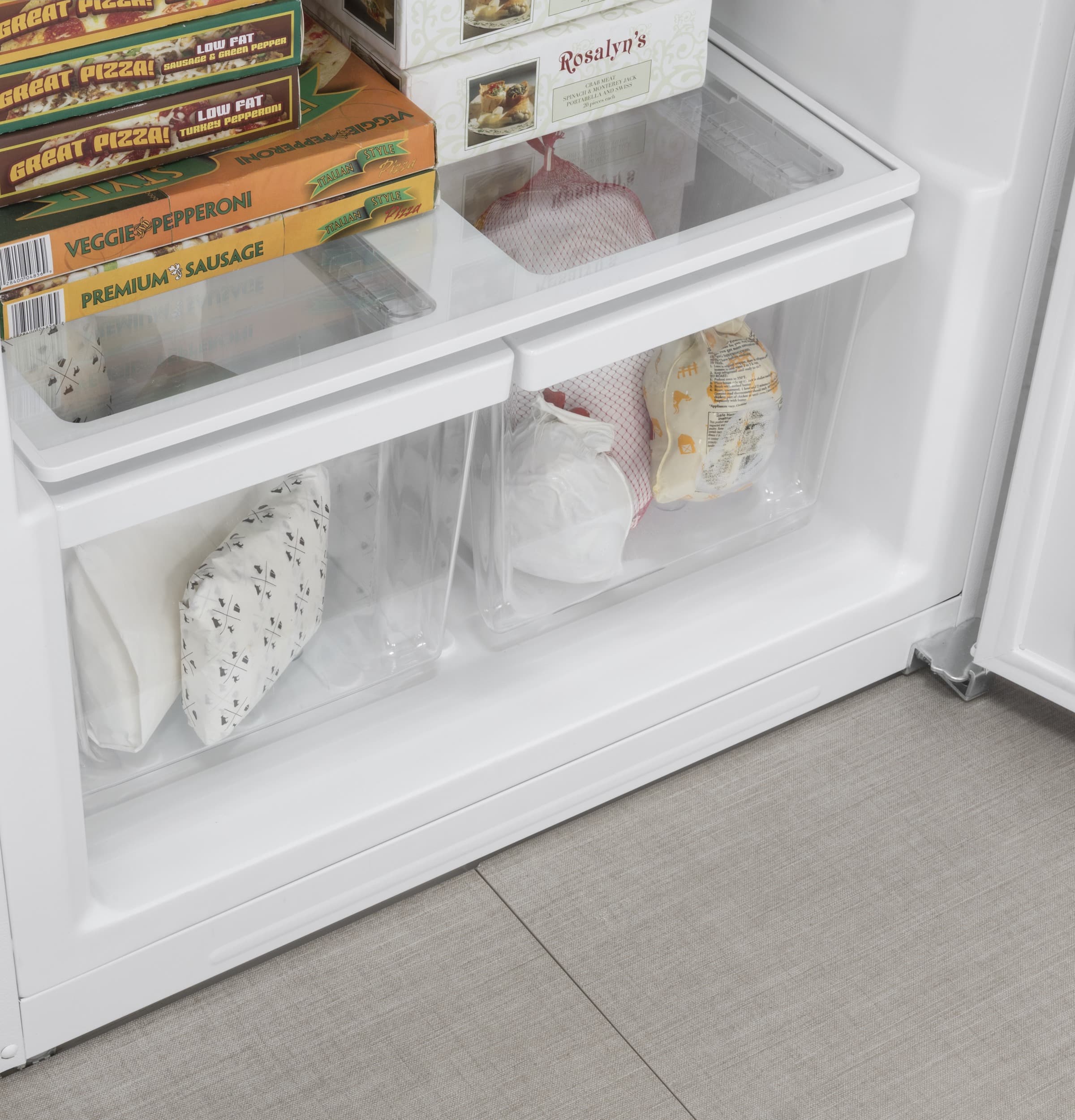GE FUF21DLRWW 21.3 Cu. Ft Freezer ENERGY STAR White - Image 5