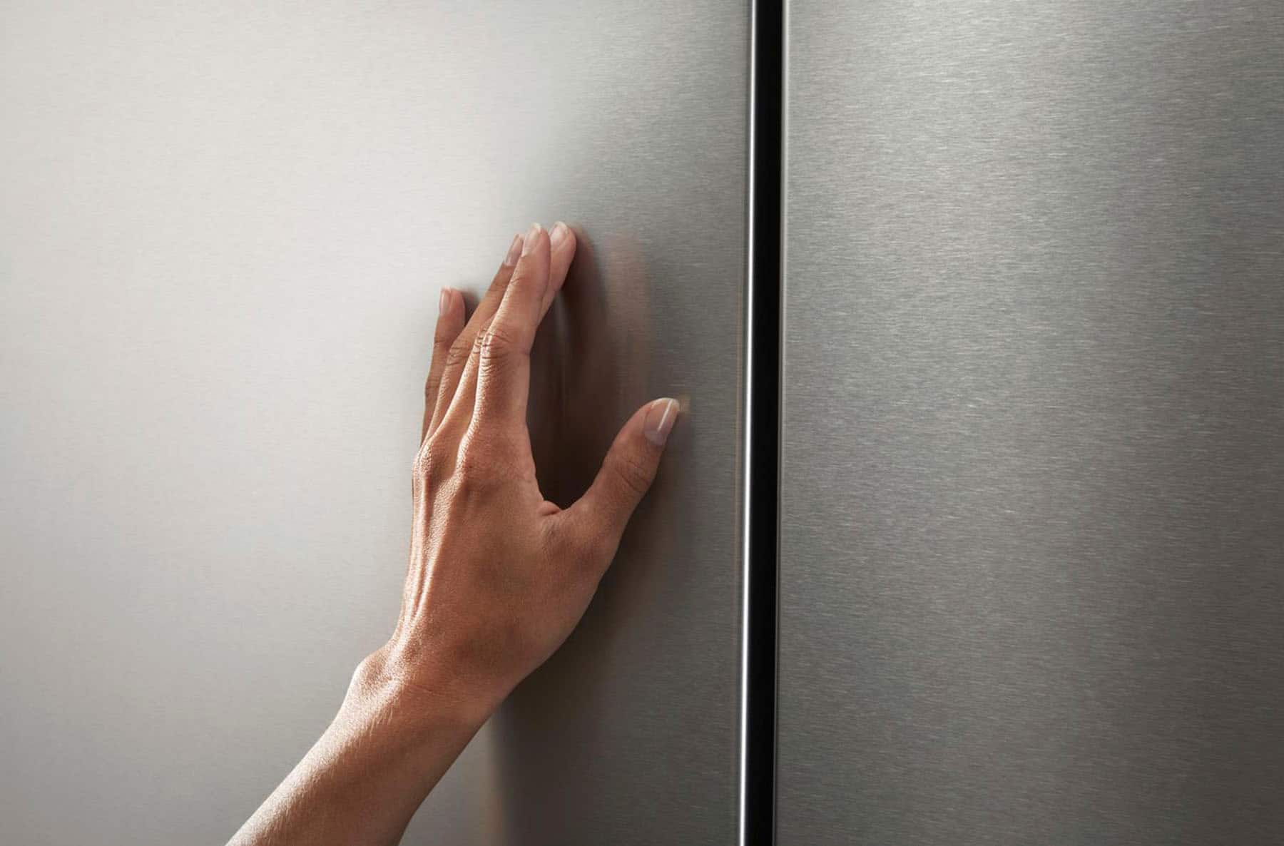 Whirlpool WRQA59CNKZ 19.4 Cu. Ft 4-Door French Door Counter-Depth Refrigerator - Image 5