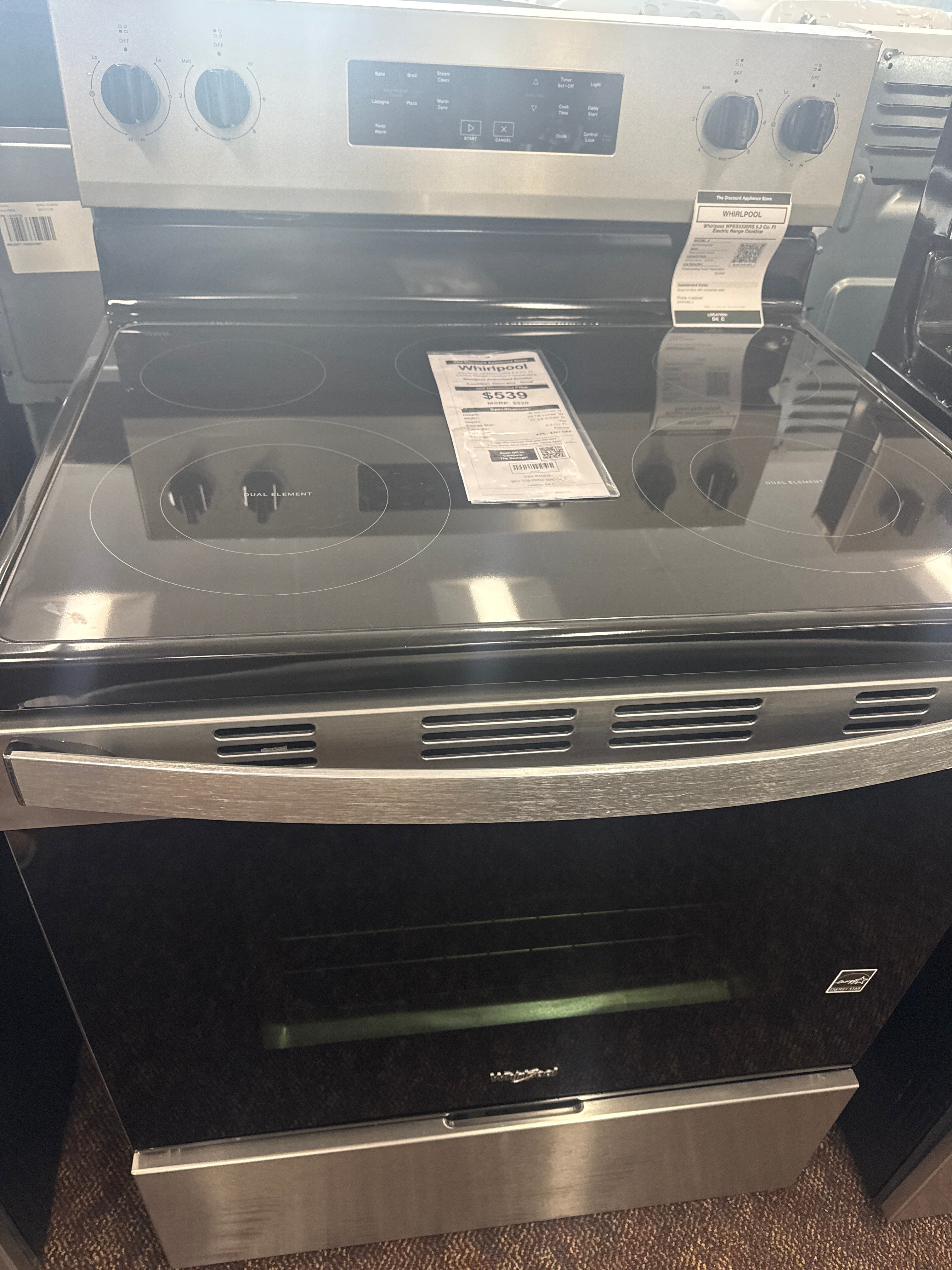 Whirlpool WFES3330RS 5.3 Cu. Ft Electric Range Cooktop Freestanding