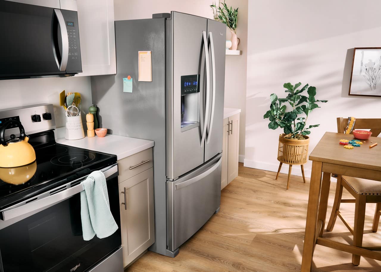 Whirlpool WRFF3436RZ 24.7 Cu. Ft Refrigerator French Door ENERGY STAR - Image 9