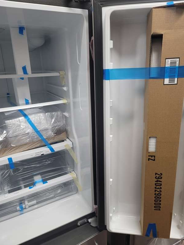 GE GFE26JYMFS 25.6 Cu. Ft French Door ENERGY STAR Stainless Steel - Assessment Photo 10