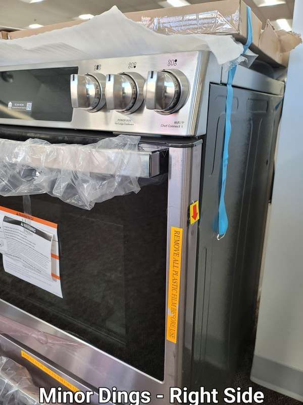 GE Profile PGS930YPFS 5.6 Cu. Ft Range SlideIn BuiltIn Convection - Assessment Photo 10