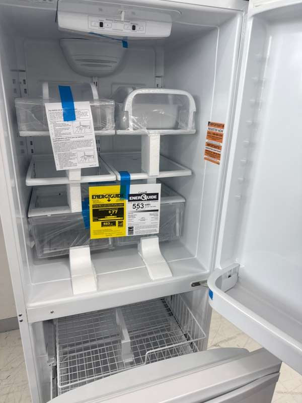 Whirlpool WRB329DMBW 18.7 Cu. Ft. 30" Bottom-Freezer Refrigerator, White - Assessment Photo 10